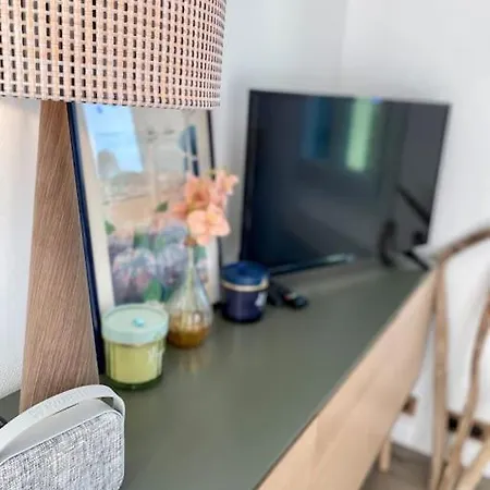 Studio Lumineux Vue Mer Et Plage Avec Balcon Apartment *
