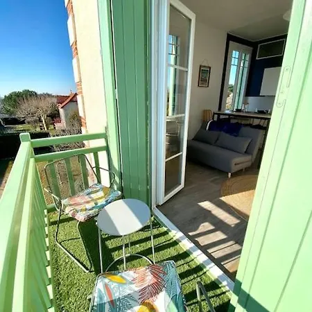 Studio Lumineux Vue Mer Et Plage Avec Balcon Apartment *